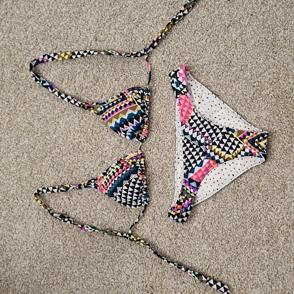 Volcom Bikini NWOT